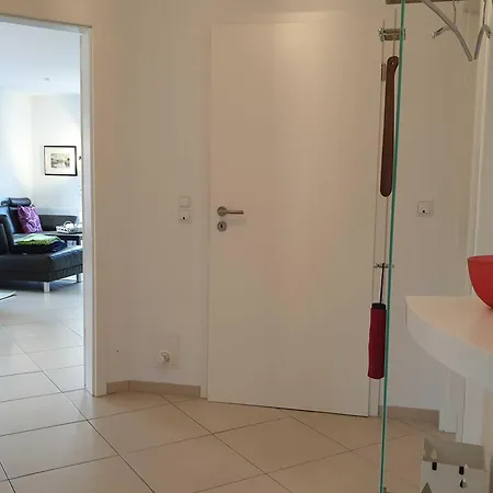 Buss 14 * هوروميرسيال